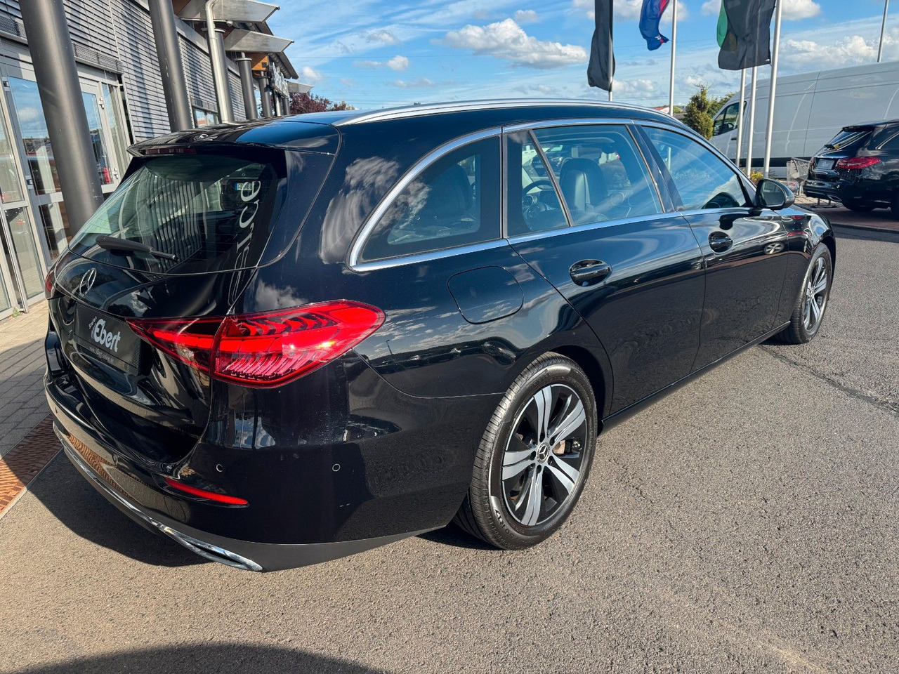 Mercedes-Benz C 300d T Avantgarde+RKamera+TotW+Ambiente - 旅行车:图4 Mercedes-Benz C 300d T Avantgarde+RKamera+TotW+Ambiente - 旅行车:图4
