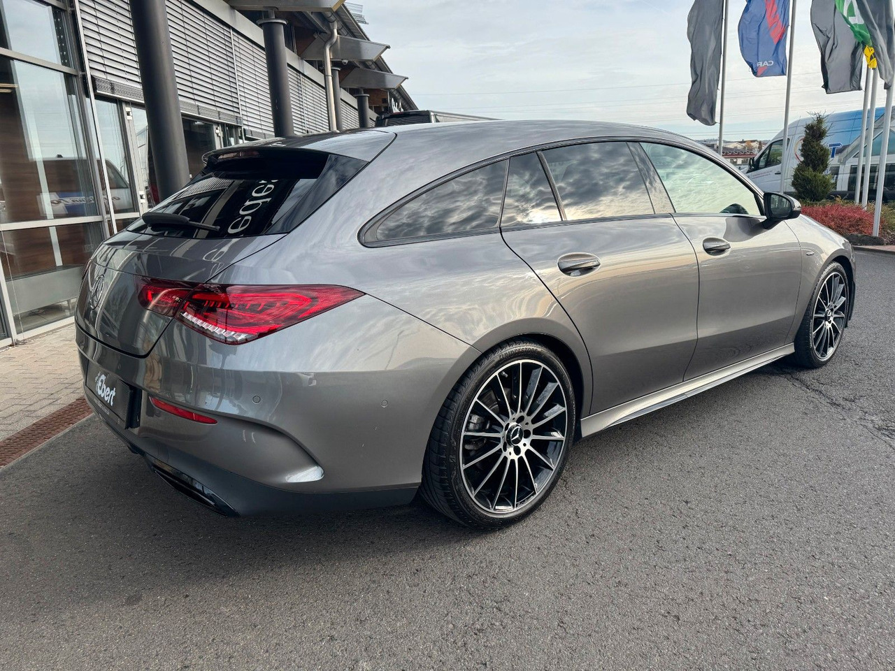 Mercedes-Benz CLA 200d SB Edition+AMG+AHK+MultiBeam+Ambiente - 旅行车:图4 Mercedes-Benz CLA 200d SB Edition+AMG+AHK+MultiBeam+Ambiente - 旅行车:图4