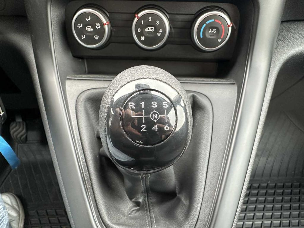 Mercedes-Benz Citan 108 CDI Klima  租赁 Mercedes-Benz Citan 108 CDI Klima:图15 Mercedes-Benz Citan 108 CDI Klima  租赁 Mercedes-Benz Citan 108 CDI Klima:图15