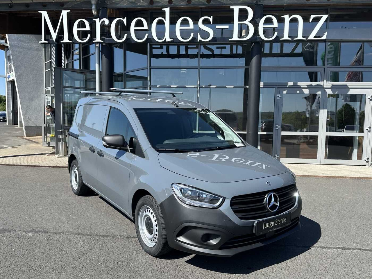 Mercedes-Benz Citan 108 CDI Regal Klima - 紧凑型面包车:图1 Mercedes-Benz Citan 108 CDI Regal Klima - 紧凑型面包车:图1