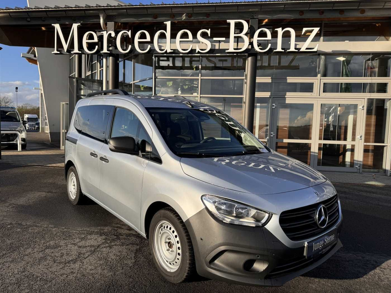 Mercedes-Benz Citan 110 CDI Tourer Klima AHK Kamera MBUX Tempo - 旅行车:图1 Mercedes-Benz Citan 110 CDI Tourer Klima AHK Kamera MBUX Tempo - 旅行车:图1