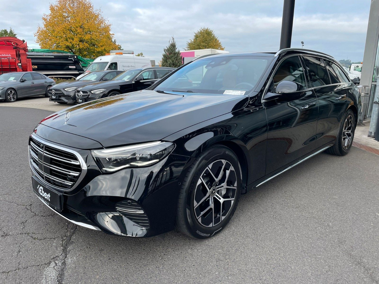 Mercedes-Benz E 220 d T Exclusive Nappa+AHK+360°+Burm+Sitzklim - 旅行车:图2 Mercedes-Benz E 220 d T Exclusive Nappa+AHK+360°+Burm+Sitzklim - 旅行车:图2