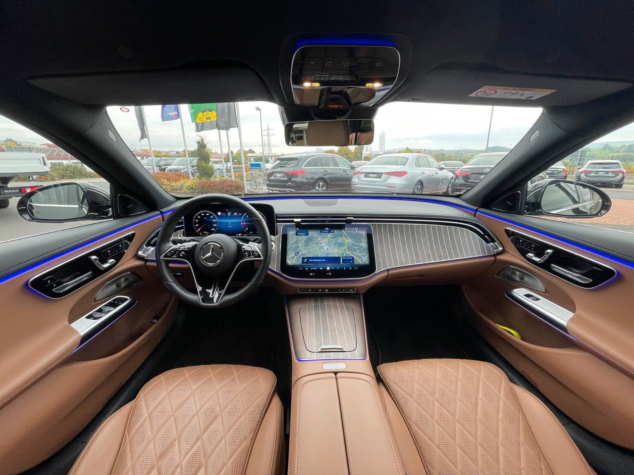 Mercedes-Benz E 220 d T Exclusive Nappa+AHK+360°+Burm+Sitzklim - 旅行车:图1 Mercedes-Benz E 220 d T Exclusive Nappa+AHK+360°+Burm+Sitzklim - 旅行车:图1