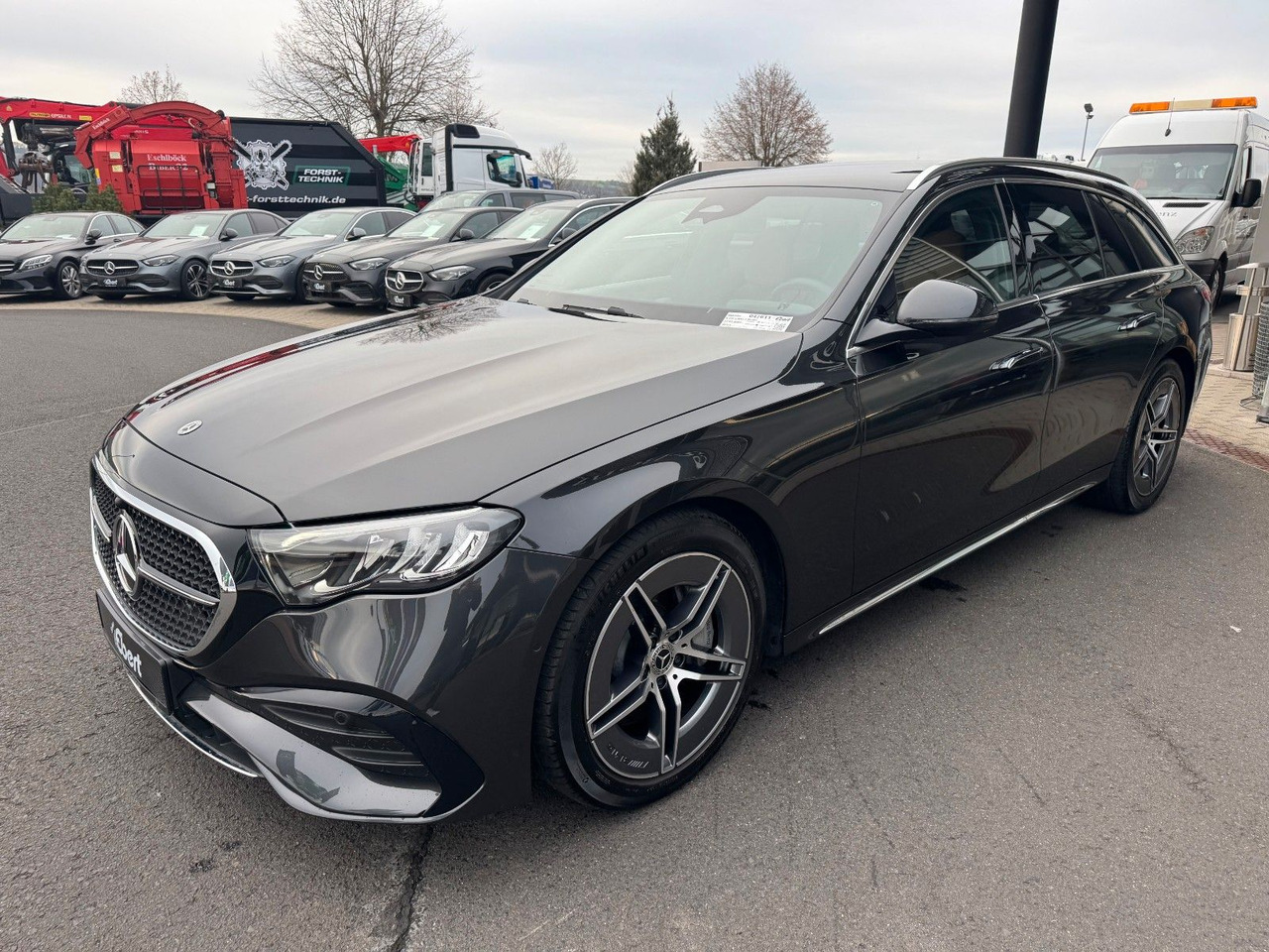 Mercedes-Benz E 220d T AMG+Hyperscreen+Leder+AHK+DistrPro+STH - 旅行车:图3 Mercedes-Benz E 220d T AMG+Hyperscreen+Leder+AHK+DistrPro+STH - 旅行车:图3