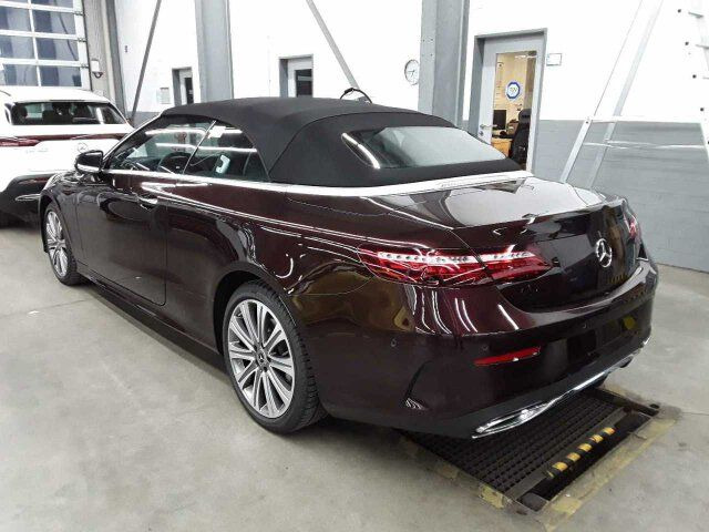 Mercedes-Benz E 400d Cabrio VOLL+AMG+Massage+Distr+Burm - 汽车:图4 Mercedes-Benz E 400d Cabrio VOLL+AMG+Massage+Distr+Burm - 汽车:图4