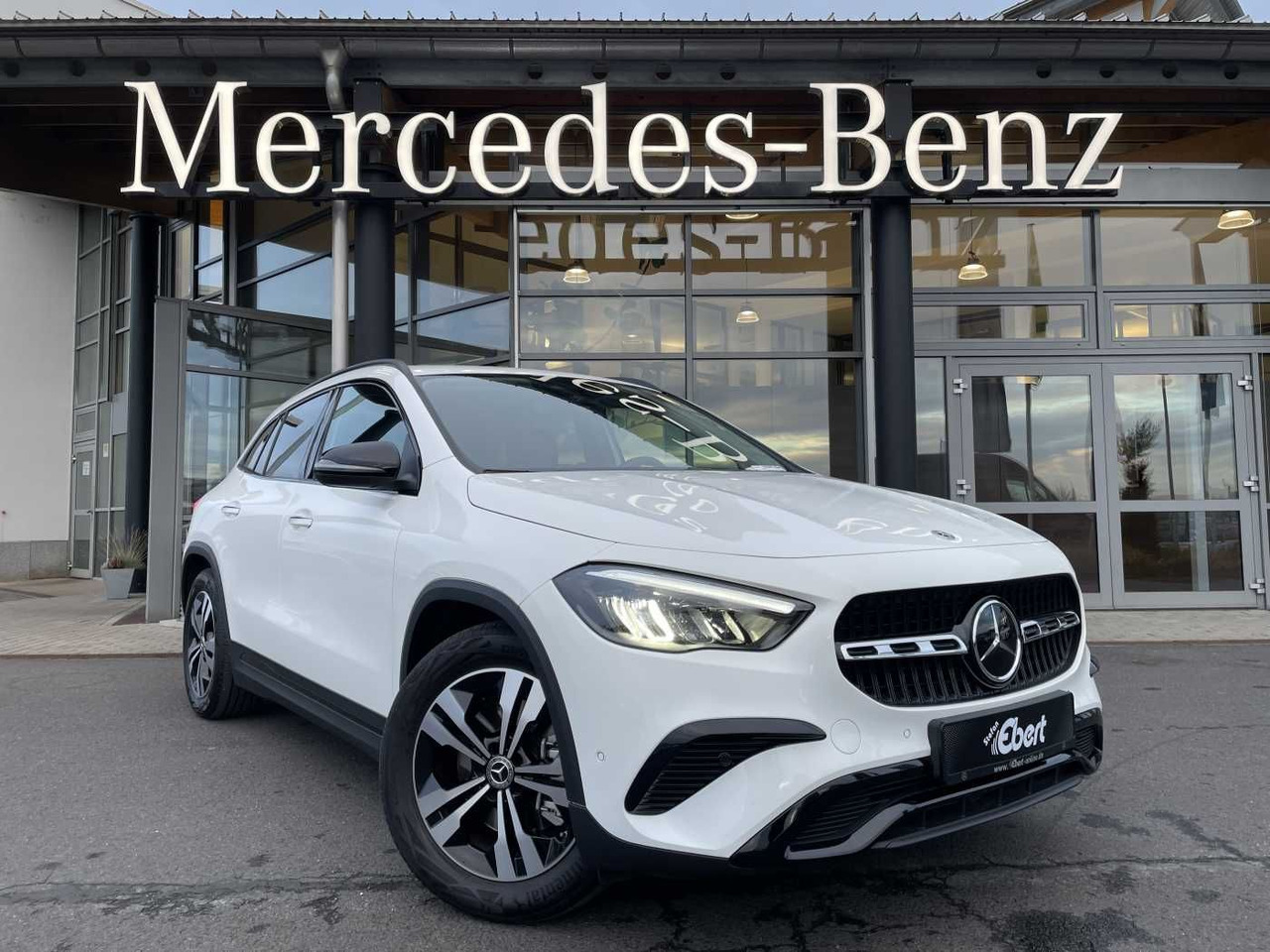 Mercedes-Benz GLA 220 4M Progressive+DistrPlus+MBUX+RFK - 越野车:图1 Mercedes-Benz GLA 220 4M Progressive+DistrPlus+MBUX+RFK - 越野车:图1