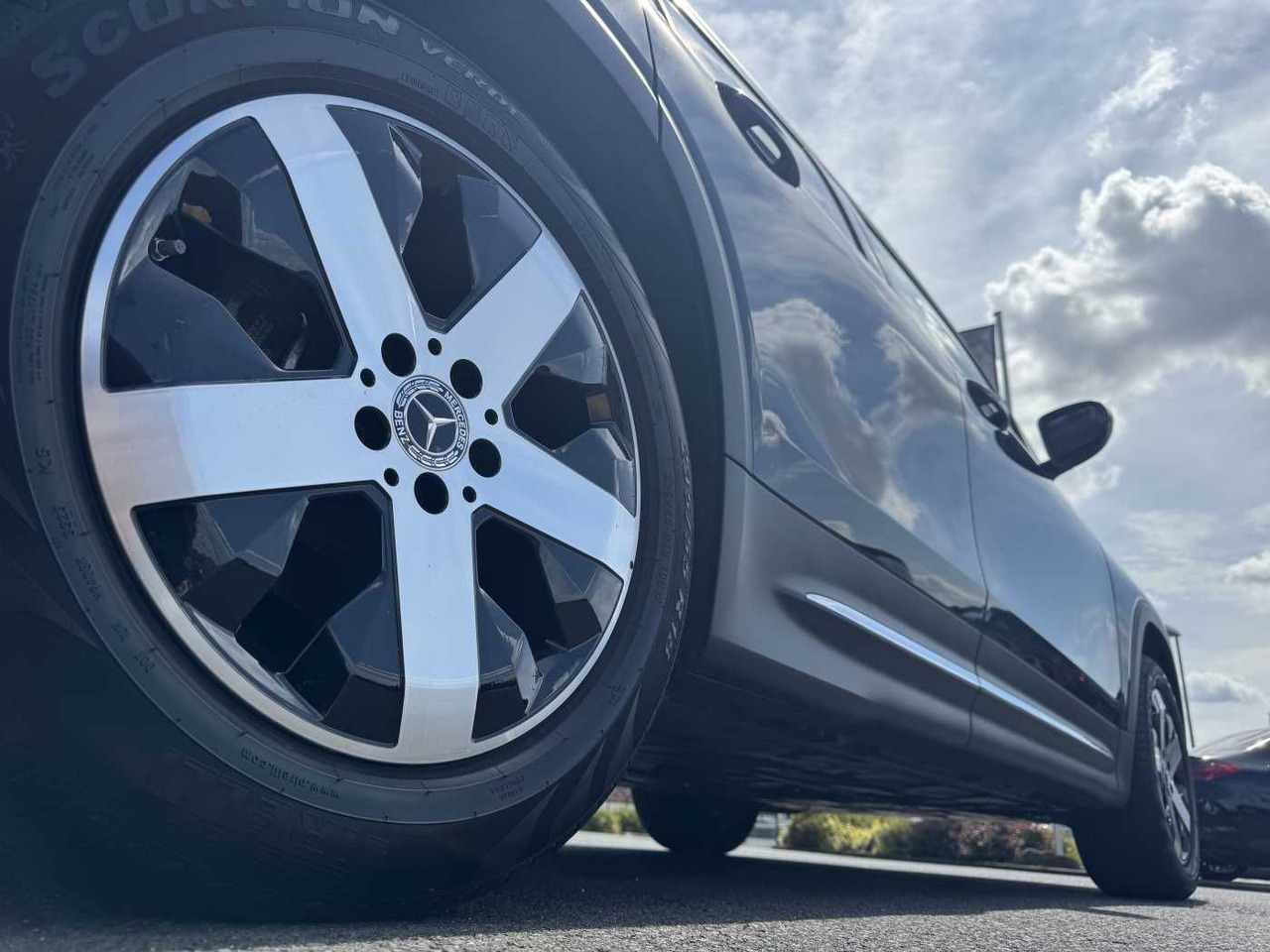 Mercedes-Benz GLB 180 Progressive+AHK+RKamera+LED+ IHC+DAB - 越野车:图5 Mercedes-Benz GLB 180 Progressive+AHK+RKamera+LED+ IHC+DAB - 越野车:图5