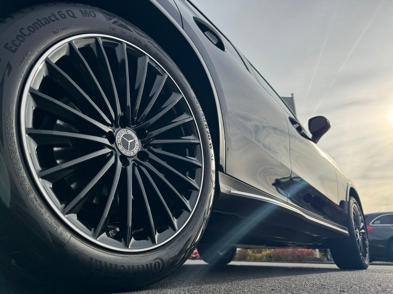 Mercedes-Benz GLC 300 4M+AMG+Pano+Burm+360+Memory - 越野车:图5 Mercedes-Benz GLC 300 4M+AMG+Pano+Burm+360+Memory - 越野车:图5