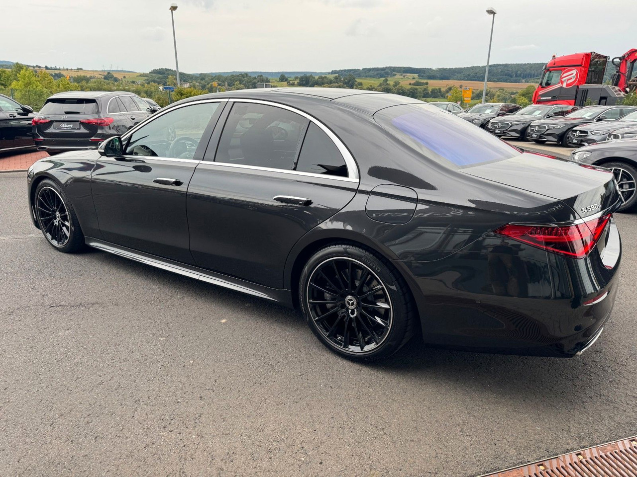 Mercedes-Benz S 580e AMG+Pano+Digital+Burm+3D+AirM+HUD+360+ - 轿车:图3 Mercedes-Benz S 580e AMG+Pano+Digital+Burm+3D+AirM+HUD+360+ - 轿车:图3