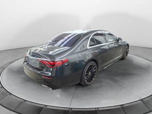 Mercedes-Benz S 580e AMG+Pano+Digital+Burm+3D+AirM+HUD+360+ - 轿车:图3 Mercedes-Benz S 580e AMG+Pano+Digital+Burm+3D+AirM+HUD+360+ - 轿车:图3