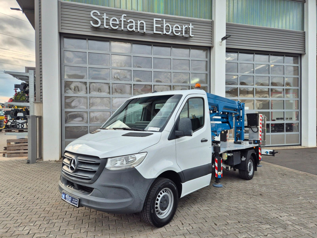 Mercedes-Benz Sprinter 314CDI Hubsteiger Ruthmann EcolineRS200 - 车载空中平台:图1 Mercedes-Benz Sprinter 314CDI Hubsteiger Ruthmann EcolineRS200 - 车载空中平台:图1