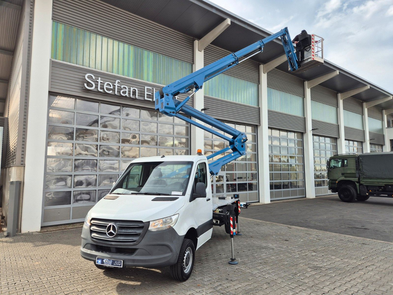 Mercedes-Benz Sprinter 314CDI Hubsteiger Ruthmann EcolineRS200 - 车载空中平台:图2 Mercedes-Benz Sprinter 314CDI Hubsteiger Ruthmann EcolineRS200 - 车载空中平台:图2