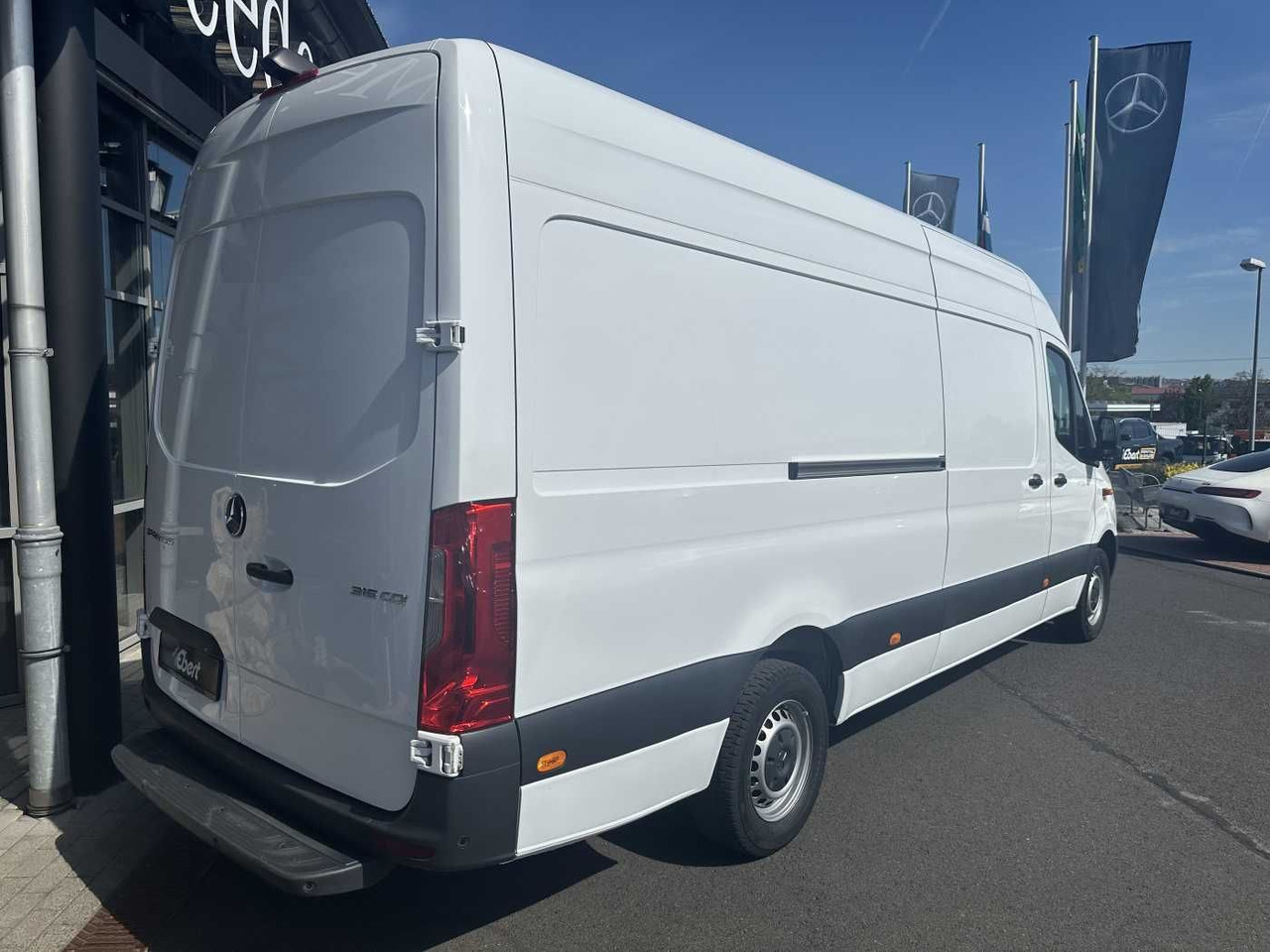 Mercedes-Benz Sprinter 315 CDI 4325 Klima 360 SHZ MBUX Schwing - 无侧窗厢式货车:图3 Mercedes-Benz Sprinter 315 CDI 4325 Klima 360 SHZ MBUX Schwing - 无侧窗厢式货车:图3