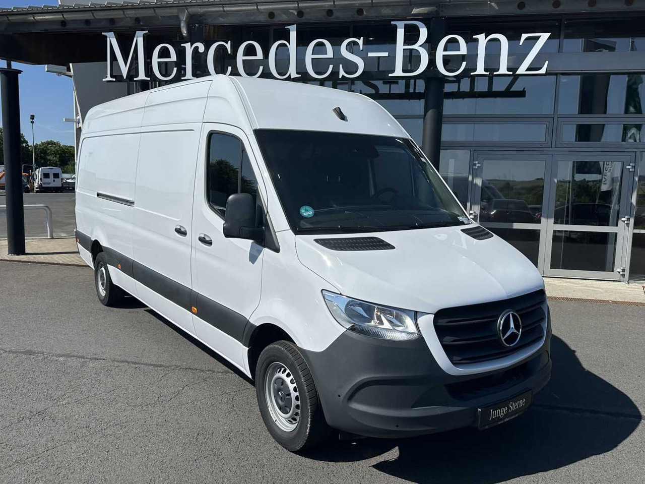 Mercedes-Benz Sprinter 317 CDI 4325 9G Klima Kamera Schwing - 无侧窗厢式货车:图1 Mercedes-Benz Sprinter 317 CDI 4325 9G Klima Kamera Schwing - 无侧窗厢式货车:图1