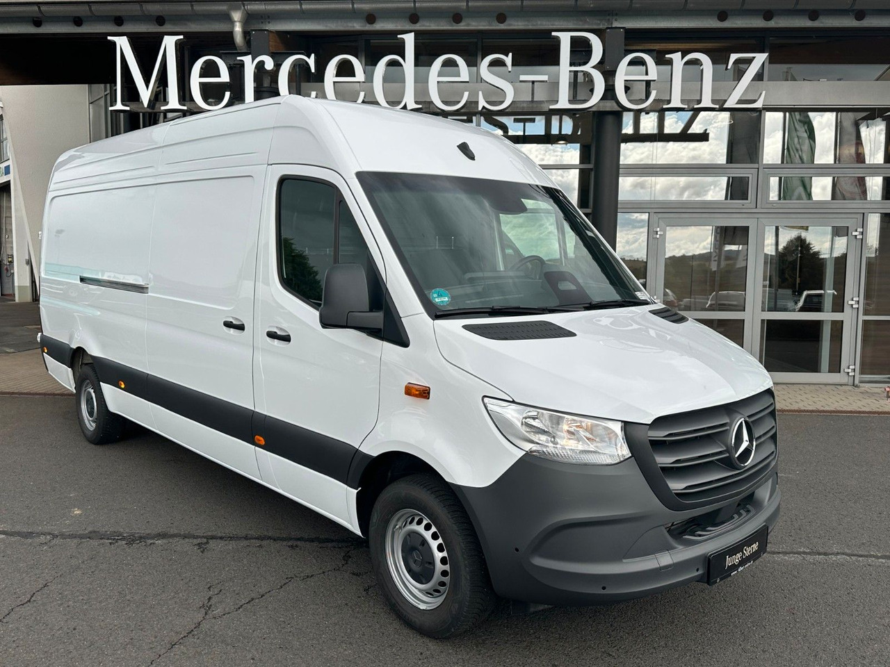 Mercedes-Benz Sprinter 317 CDI 9G 4325 Klima Kamera SHZ AHK - 无侧窗厢式货车:图1 Mercedes-Benz Sprinter 317 CDI 9G 4325 Klima Kamera SHZ AHK - 无侧窗厢式货车:图1