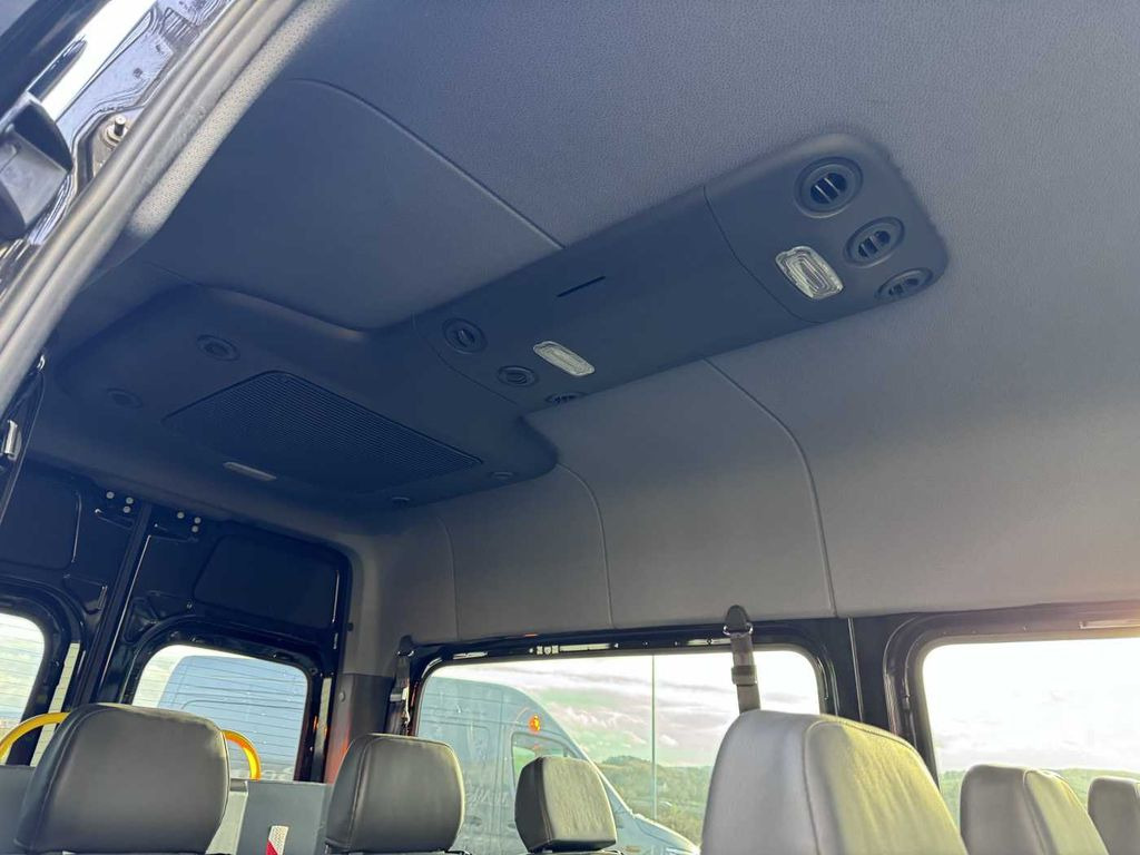 小型巴士, 小型客车 Mercedes-Benz Sprinter 317 CDI Rollstuhl-/Behinderten-Lift AMF Mercedes-Benz Sprinter 317 CDI Rollstuhl-/Behinderten-Lift AMF:图11 小型巴士, 小型客车 Mercedes-Benz Sprinter 317 CDI Rollstuhl-/Behinderten-Lift AMF Mercedes-Benz Sprinter 317 CDI Rollstuhl-/Behinderten-Lift AMF:图11