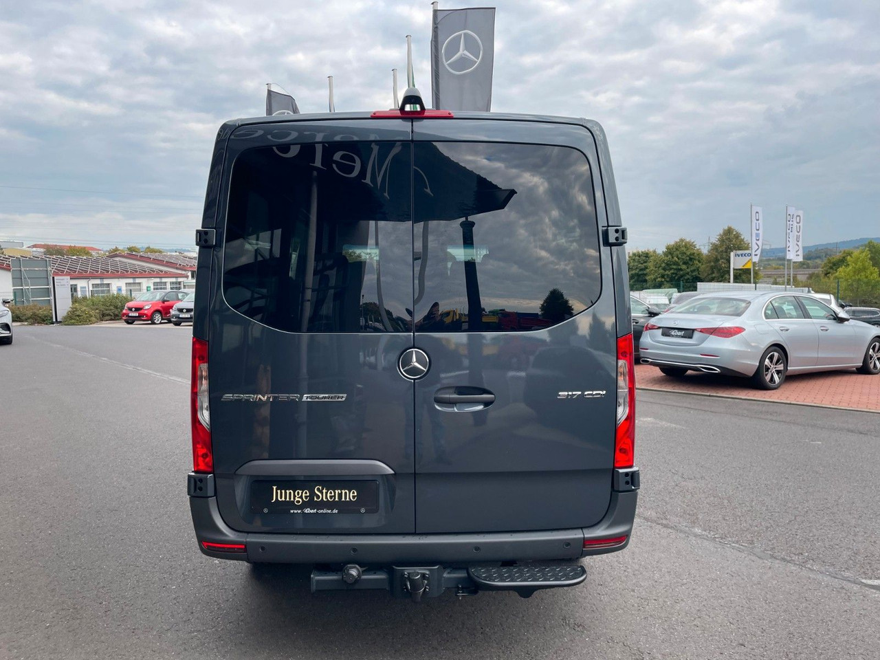Mercedes-Benz Sprinter 317 CDI Tourer 3665 9G Kamera AHK3,5to - 小型客车:图4 Mercedes-Benz Sprinter 317 CDI Tourer 3665 9G Kamera AHK3,5to - 小型客车:图4