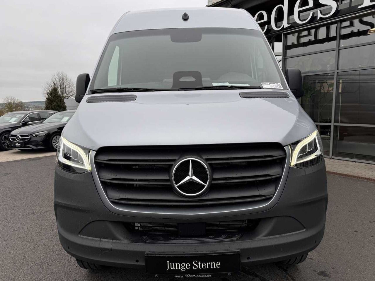 Mercedes-Benz Sprinter 319 CDI 4x4 3665 Klima Standheiz AHK - 无侧窗厢式货车:图2 Mercedes-Benz Sprinter 319 CDI 4x4 3665 Klima Standheiz AHK - 无侧窗厢式货车:图2