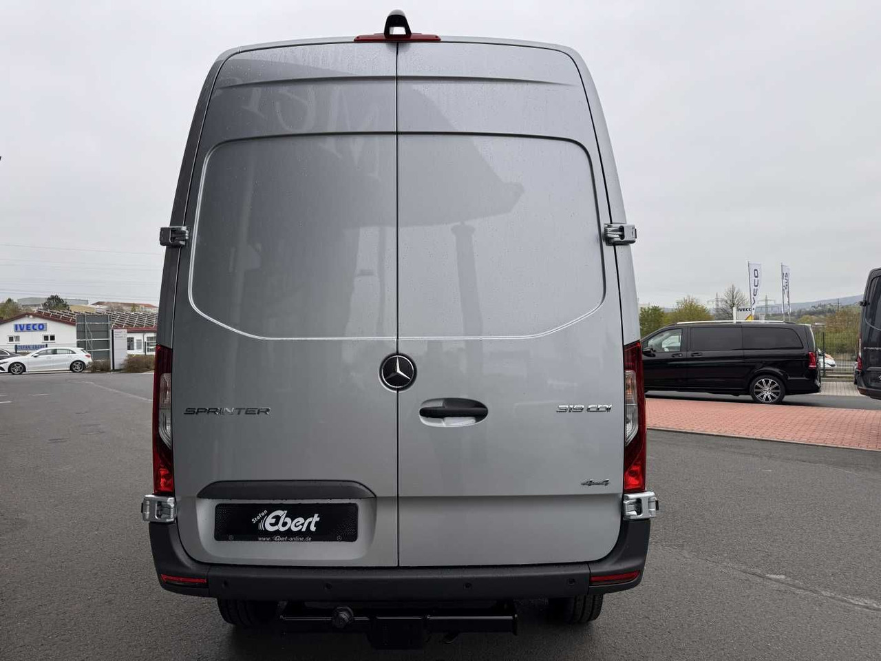 Mercedes-Benz Sprinter 319 CDI 4x4 3665 Klima Standheiz AHK - 无侧窗厢式货车:图5 Mercedes-Benz Sprinter 319 CDI 4x4 3665 Klima Standheiz AHK - 无侧窗厢式货车:图5