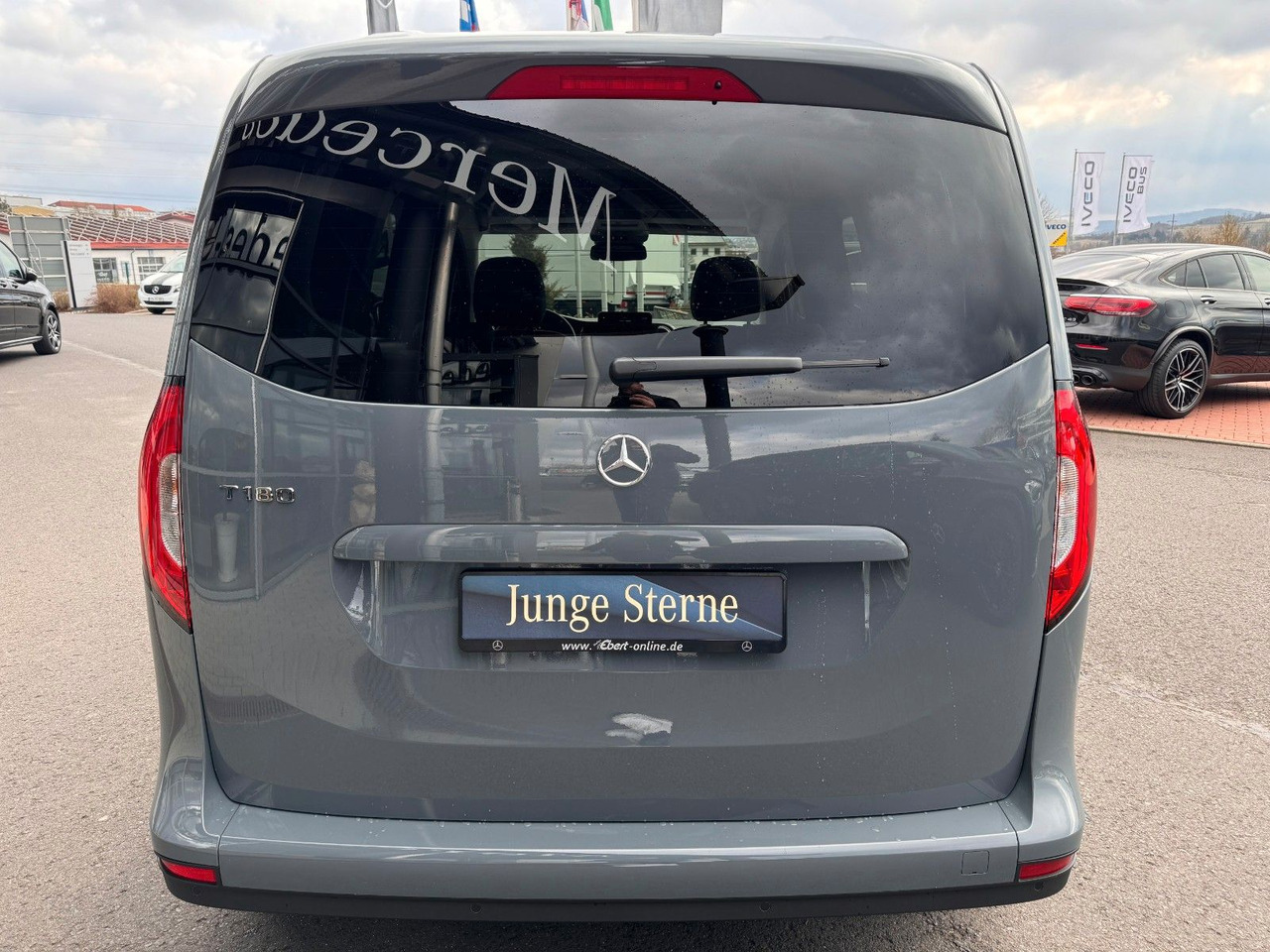 Mercedes-Benz T 180 Style LED Kamera KEYLESS MBUX SHZ - 小型客车:图5 Mercedes-Benz T 180 Style LED Kamera KEYLESS MBUX SHZ - 小型客车:图5