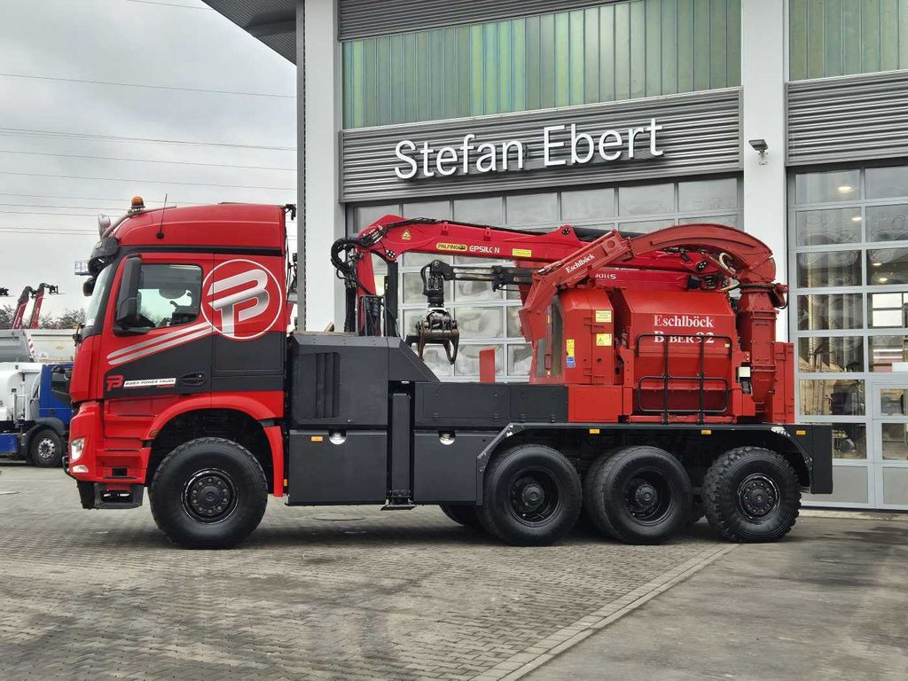 Mercedes-Benz TUROX 8x8 Eschlböck Biber 92 Holzhacker / 1.512h - 卡车:图2 Mercedes-Benz TUROX 8x8 Eschlböck Biber 92 Holzhacker / 1.512h - 卡车:图2