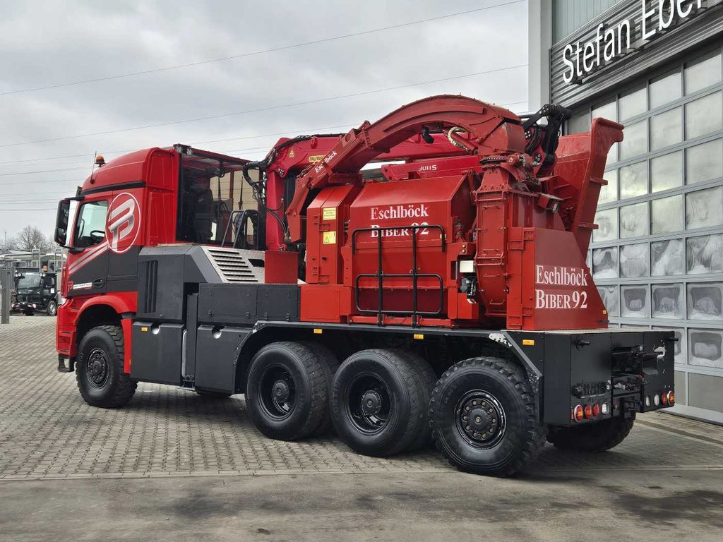 Mercedes-Benz TUROX 8x8 Eschlböck Biber 92 Holzhacker / 1.512h - 卡车:图3 Mercedes-Benz TUROX 8x8 Eschlböck Biber 92 Holzhacker / 1.512h - 卡车:图3