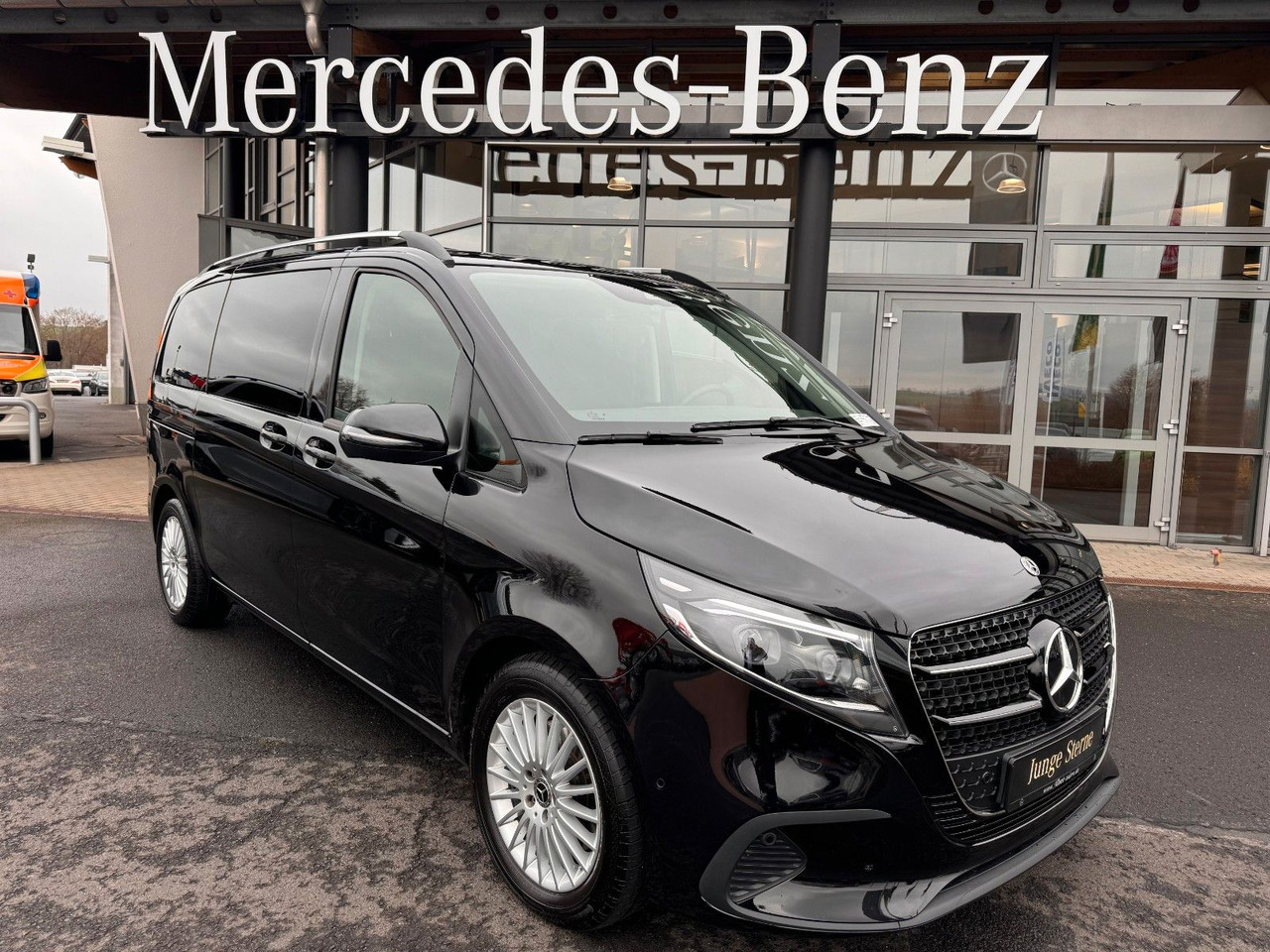 Mercedes-Benz V 220 d STYLE K Liege-Paket AHK2,5 DISTRONIC - 旅行车:图1 Mercedes-Benz V 220 d STYLE K Liege-Paket AHK2,5 DISTRONIC - 旅行车:图1