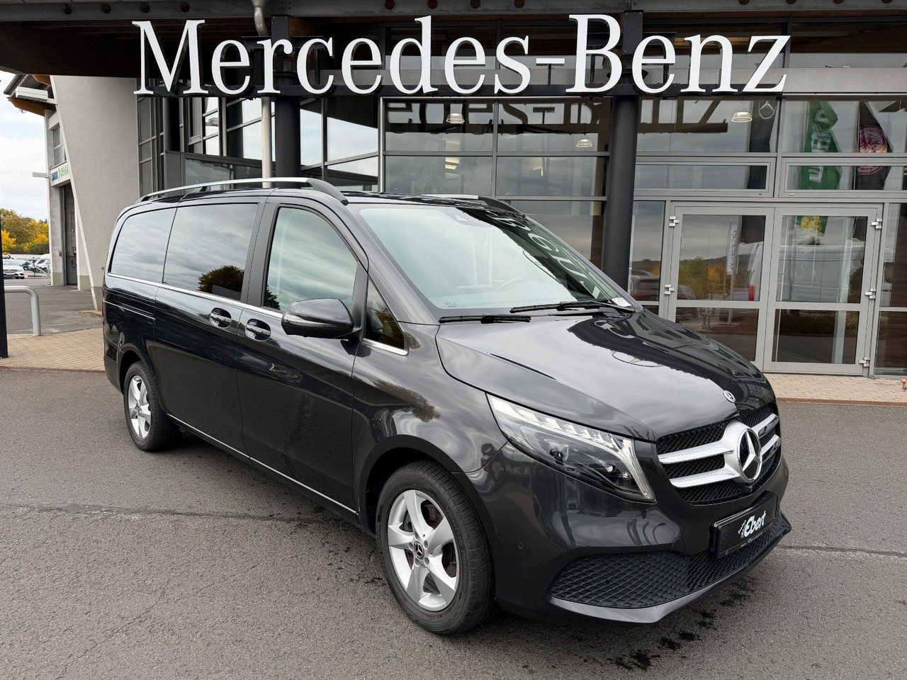 Mercedes-Benz V 250 AVANTGARDE ED AHK Tisch 6Sitze - 小型客车:图1 Mercedes-Benz V 250 AVANTGARDE ED AHK Tisch 6Sitze - 小型客车:图1