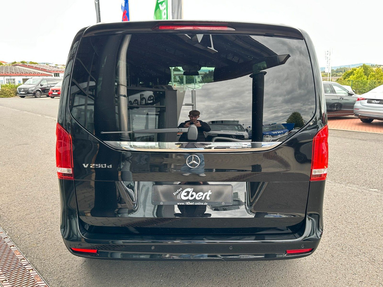 Mercedes-Benz V 250 d EDITION AMG Kompakt ILS elektr Türen - 旅行车:图5 Mercedes-Benz V 250 d EDITION AMG Kompakt ILS elektr Türen - 旅行车:图5