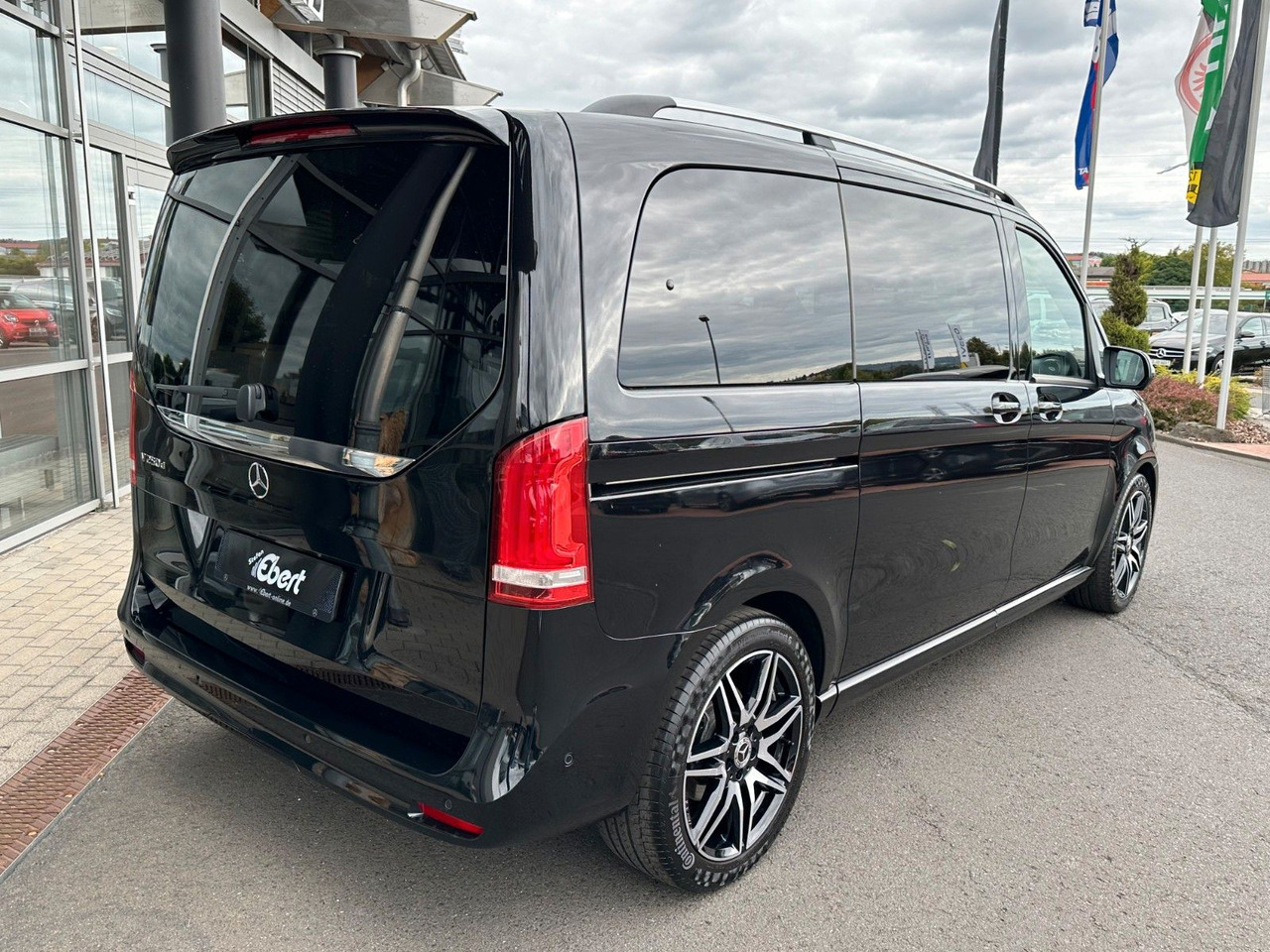 Mercedes-Benz V 250 d EDITION AMG Kompakt ILS elektr Türen - 旅行车:图4 Mercedes-Benz V 250 d EDITION AMG Kompakt ILS elektr Türen - 旅行车:图4