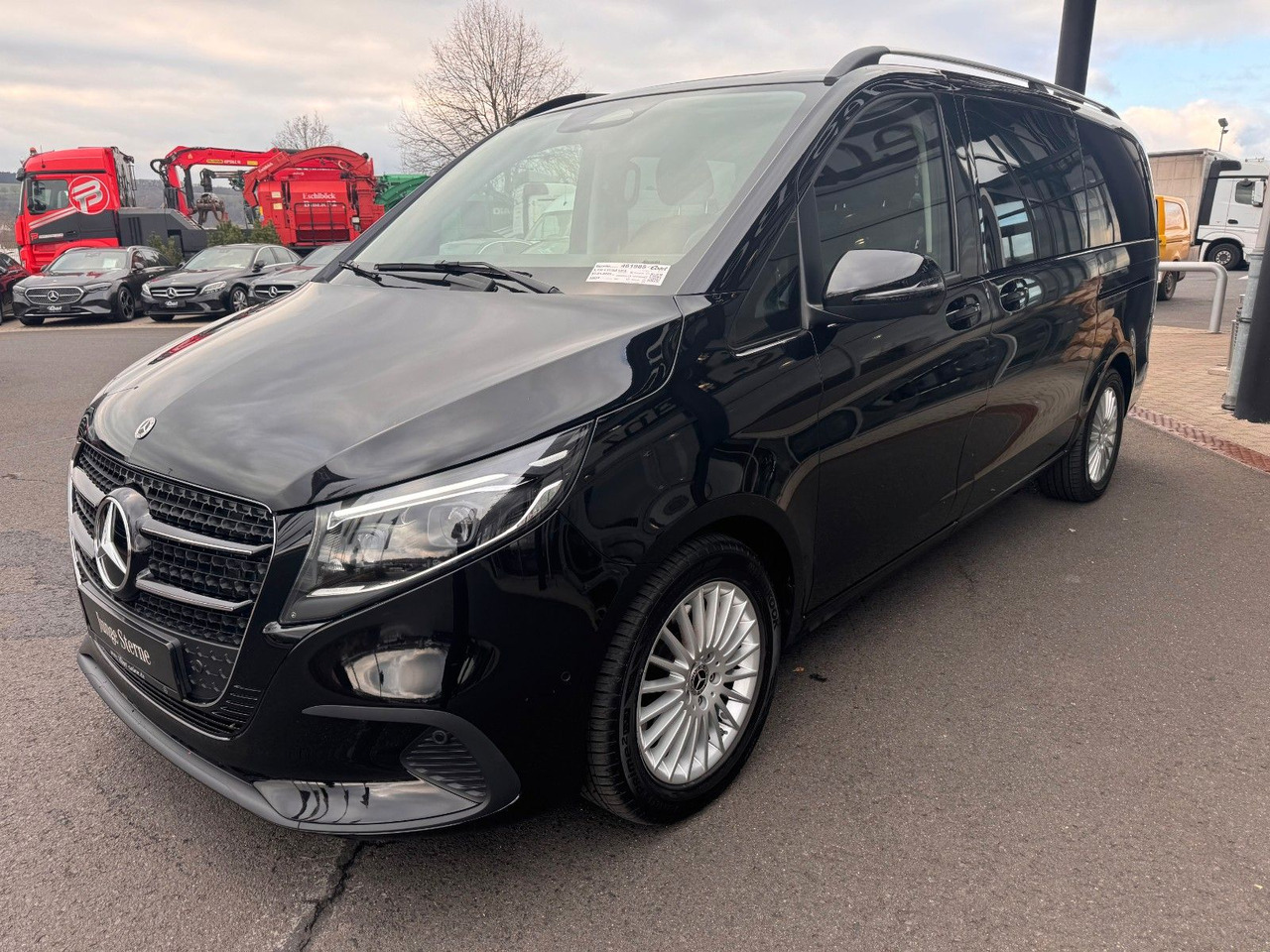 Mercedes-Benz V 250 d STYLE el.Tür AHK2,5 DISTRONIC 360Kamera - 小型客车:图3 Mercedes-Benz V 250 d STYLE el.Tür AHK2,5 DISTRONIC 360Kamera - 小型客车:图3