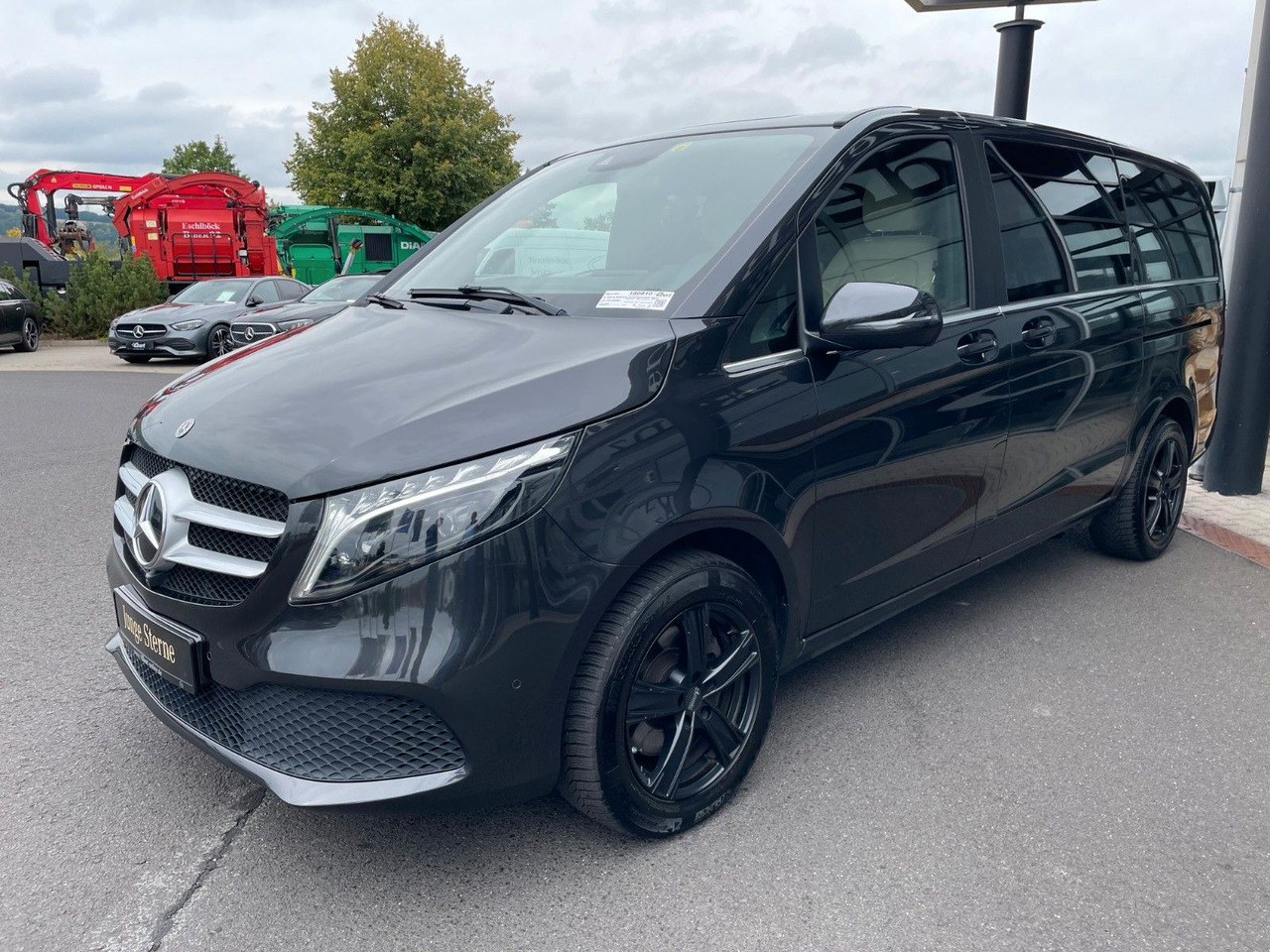 Mercedes-Benz V 300 d AVA ED 4MATIC Sitzklima Burmester 6Sitze - 旅行车:图2 Mercedes-Benz V 300 d AVA ED 4MATIC Sitzklima Burmester 6Sitze - 旅行车:图2
