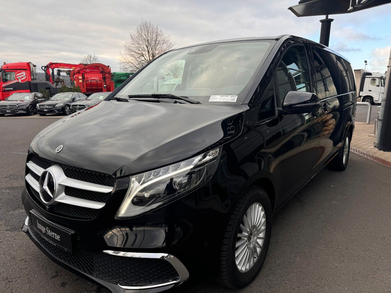 Mercedes-Benz V 300 d AVA Extralang 4MATIC AHK Stdh DISTRONIC - 旅行车:图3 Mercedes-Benz V 300 d AVA Extralang 4MATIC AHK Stdh DISTRONIC - 旅行车:图3