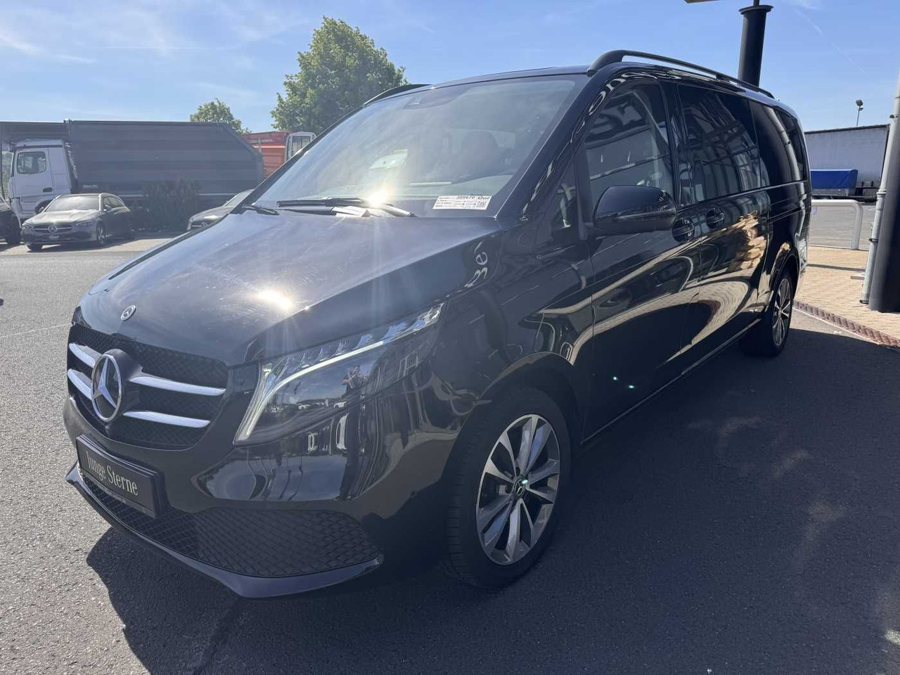 Mercedes-Benz V 300 d AVA Extralang AIRMATIC Standheiz 360Kam - 汽车:图3 Mercedes-Benz V 300 d AVA Extralang AIRMATIC Standheiz 360Kam - 汽车:图3