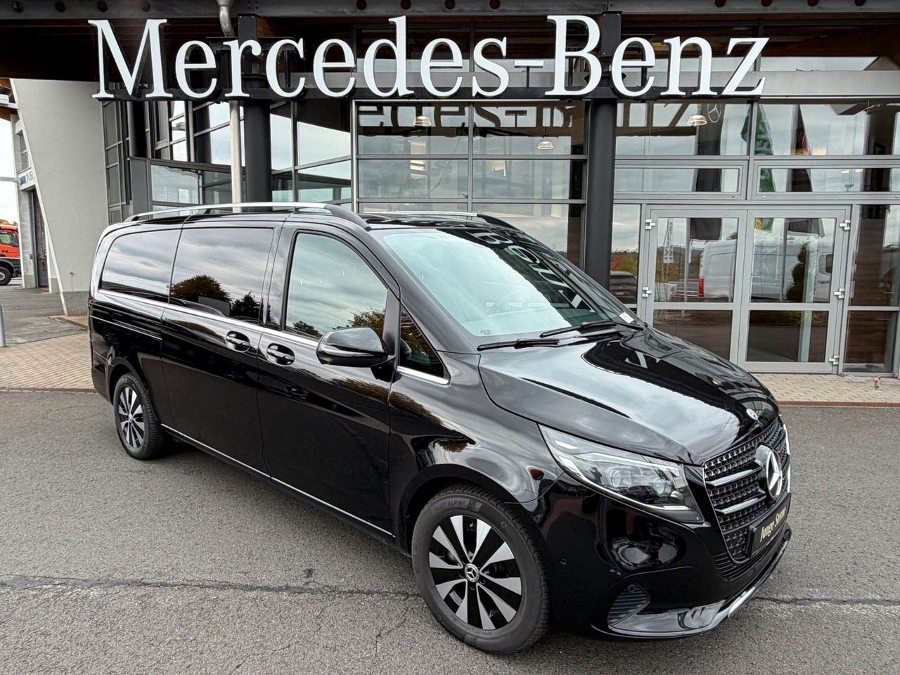 Mercedes-Benz V 300 d AVANTGARDE Extralang 360Kamera Standh - 旅行车:图1 Mercedes-Benz V 300 d AVANTGARDE Extralang 360Kamera Standh - 旅行车:图1