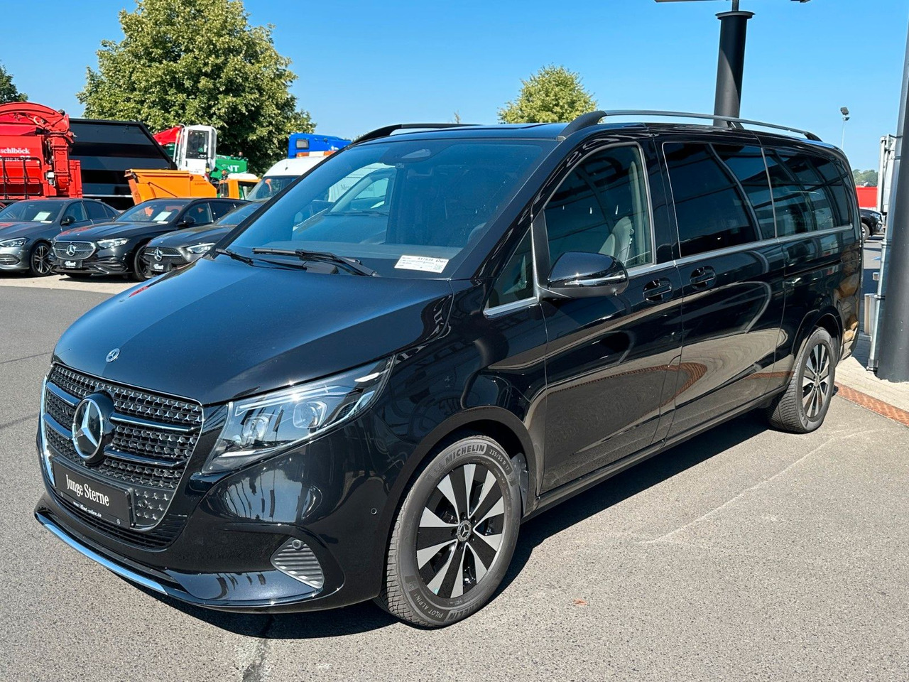 Mercedes-Benz V 300 d AVANTGARDE Extralang 360Kamera Standheiz - 旅行车:图3 Mercedes-Benz V 300 d AVANTGARDE Extralang 360Kamera Standheiz - 旅行车:图3