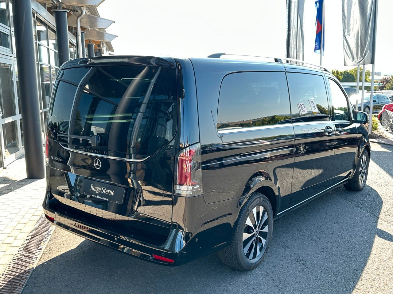 Mercedes-Benz V 300 d AVANTGARDE Extralang 360Kamera Standheiz - 旅行车:图4 Mercedes-Benz V 300 d AVANTGARDE Extralang 360Kamera Standheiz - 旅行车:图4