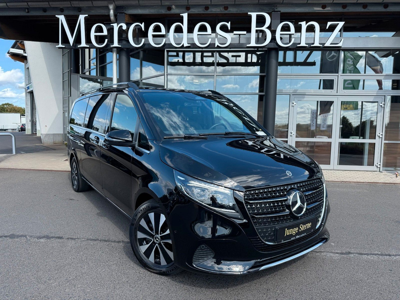 Mercedes-Benz V 300 d AVANTGARDE Extralang 360Kamera Standheiz - 旅行车:图1 Mercedes-Benz V 300 d AVANTGARDE Extralang 360Kamera Standheiz - 旅行车:图1