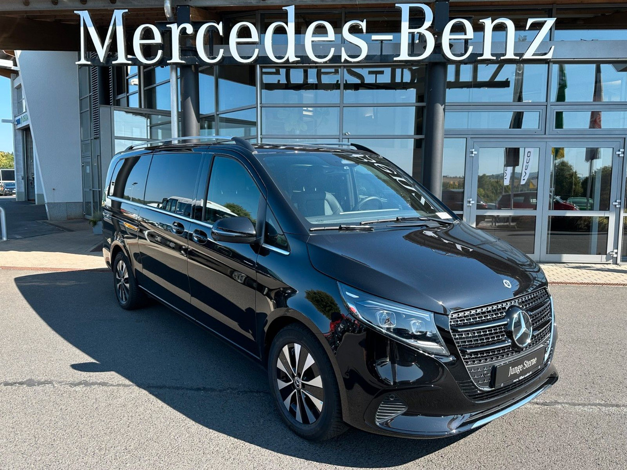 Mercedes-Benz V 300 d AVANTGARDE Extralang 360Kamera Standheiz - 旅行车:图1 Mercedes-Benz V 300 d AVANTGARDE Extralang 360Kamera Standheiz - 旅行车:图1