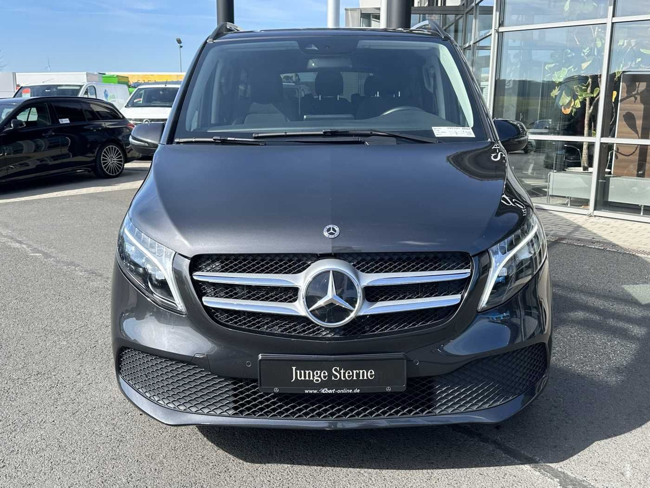 Mercedes-Benz V 300 d EDITION 4MATIC DISTRONIC AHK LED Kamera - 汽车:图2 Mercedes-Benz V 300 d EDITION 4MATIC DISTRONIC AHK LED Kamera - 汽车:图2