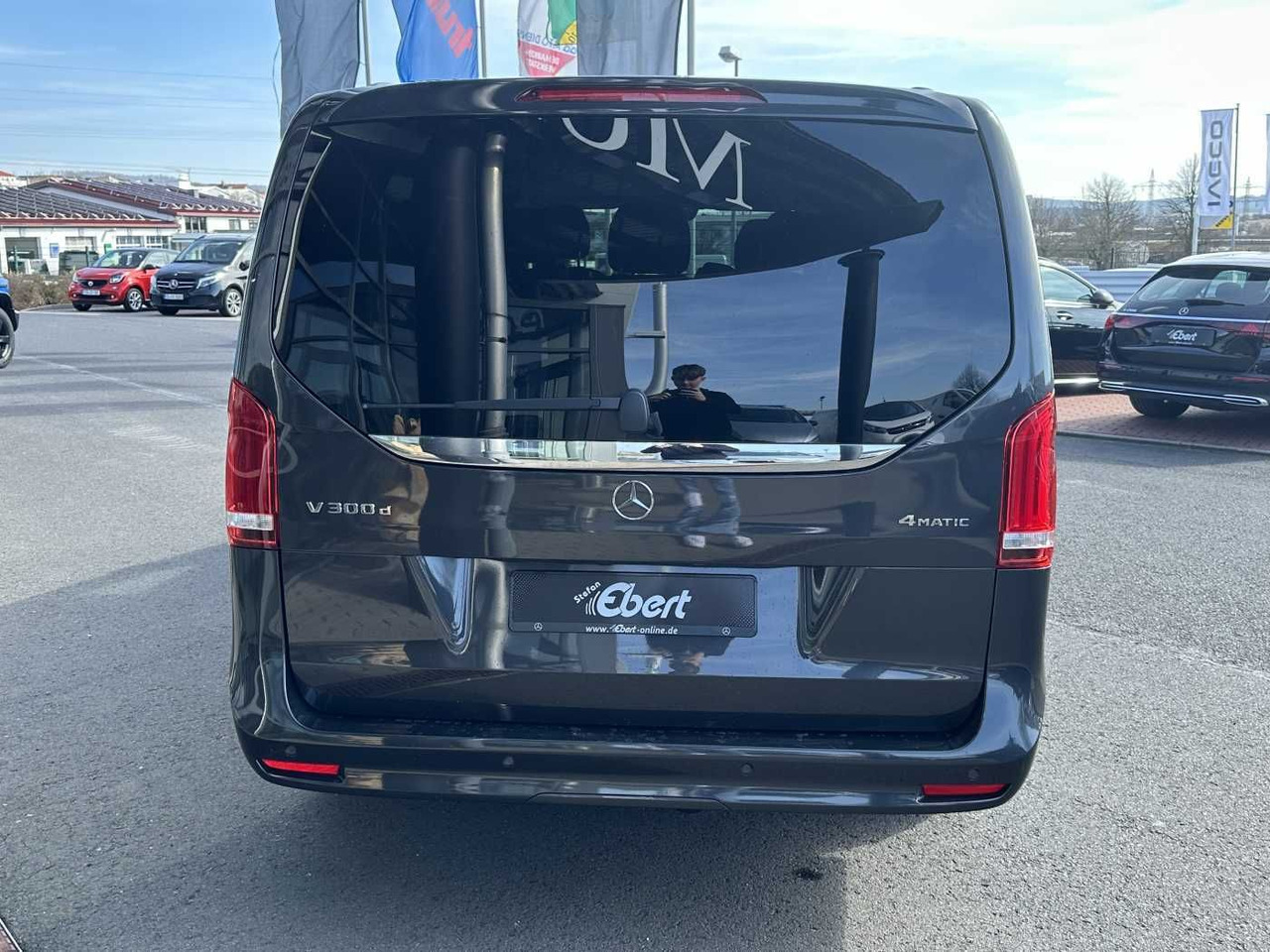 Mercedes-Benz V 300 d EDITION 4MATIC DISTRONIC AHK LED Kamera - 汽车:图5 Mercedes-Benz V 300 d EDITION 4MATIC DISTRONIC AHK LED Kamera - 汽车:图5