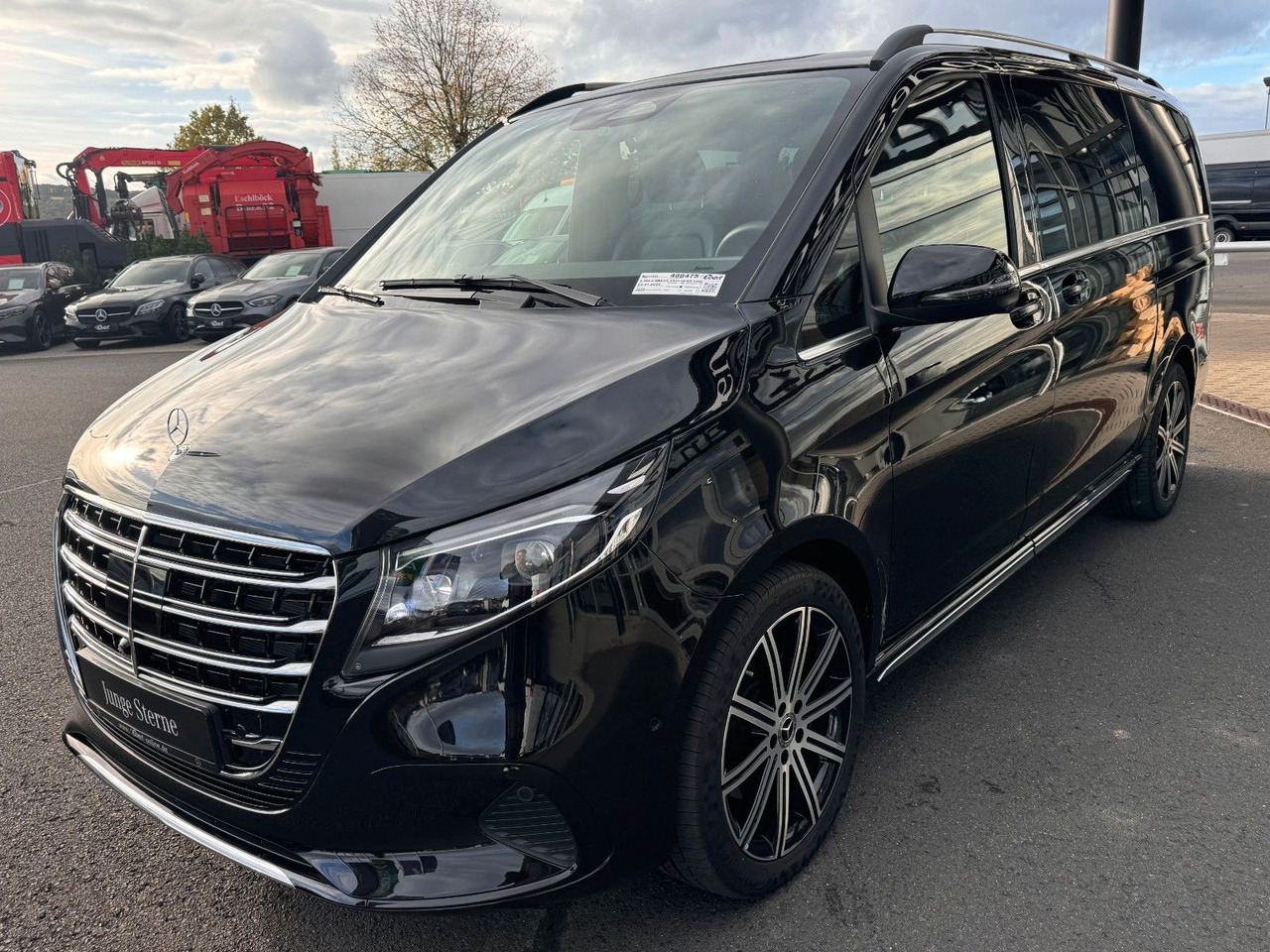 Mercedes-Benz V 300 d EXCLUSIVE AIRMATIC AHK2,5 Standheiz - 旅行车:图3 Mercedes-Benz V 300 d EXCLUSIVE AIRMATIC AHK2,5 Standheiz - 旅行车:图3