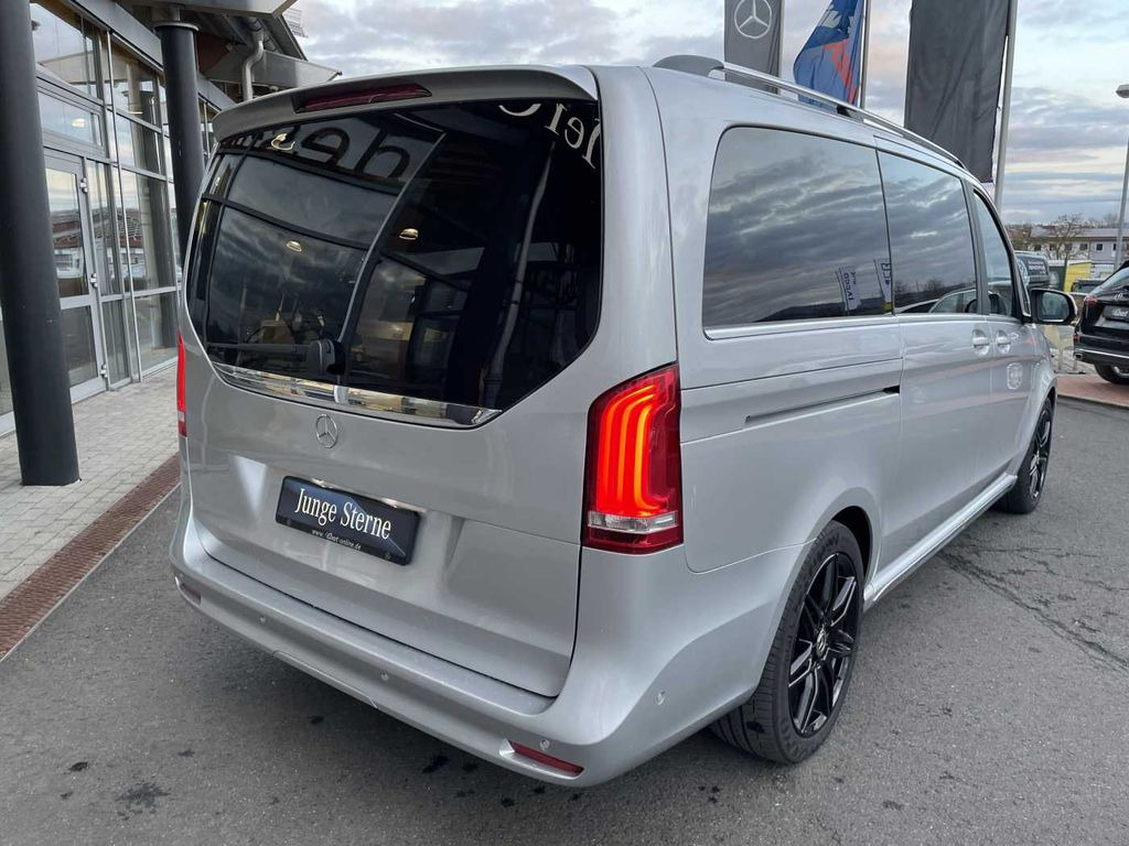 Mercedes-Benz V 300 d EXCLUSIVE ED AMG Panorama AHK2,5 DISTRON Mercedes-Benz V 300 d EXCLUSIVE ED AMG Panorama AHK2,5 DISTRON - 小型巴士, 小型客车:图5 Mercedes-Benz V 300 d EXCLUSIVE ED AMG Panorama AHK2,5 DISTRON Mercedes-Benz V 300 d EXCLUSIVE ED AMG Panorama AHK2,5 DISTRON - 小型巴士, 小型客车:图5