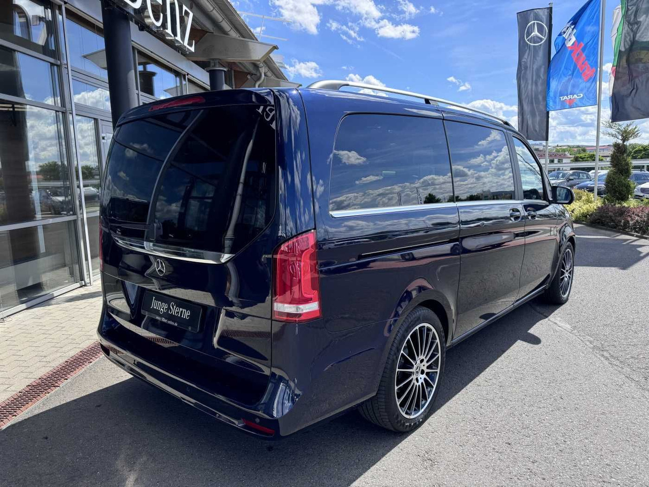 Mercedes-Benz V 300 d EXCLUSIVE EDITION DISTONIC Stdh Panorama - 汽车:图5 Mercedes-Benz V 300 d EXCLUSIVE EDITION DISTONIC Stdh Panorama - 汽车:图5
