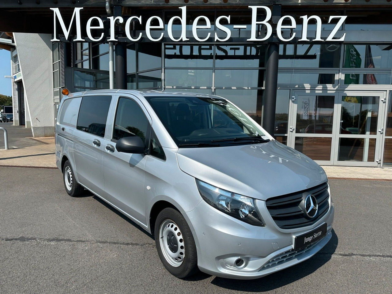 Mercedes-Benz Vito 114 CDI Mixto Regal AHK Klima PARKTRONIC - 紧凑型面包车:图1 Mercedes-Benz Vito 114 CDI Mixto Regal AHK Klima PARKTRONIC - 紧凑型面包车:图1