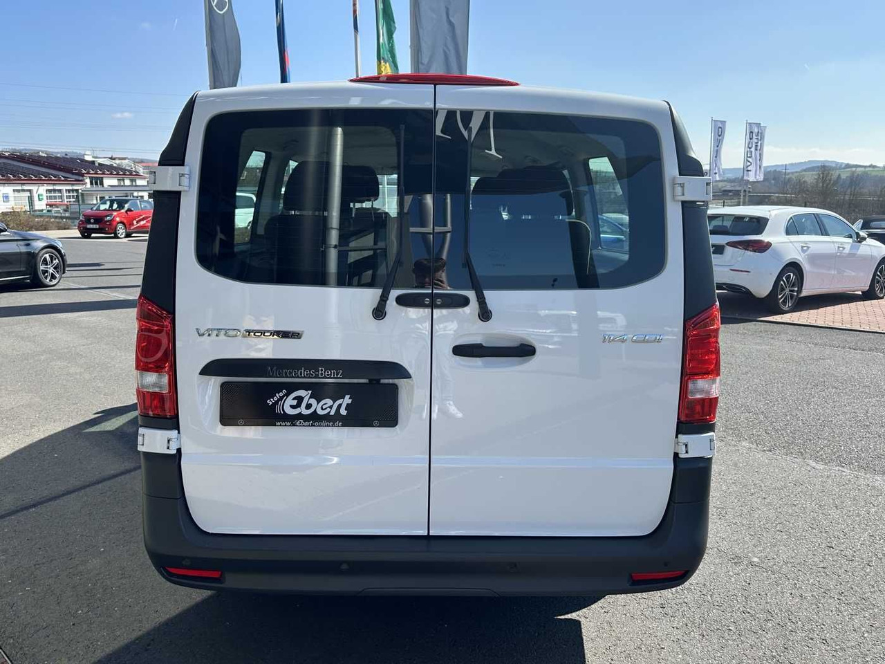 Mercedes-Benz Vito 114 CDI Tourer 8Sitze Klima Audio40 Kamera - 小型客车:图5 Mercedes-Benz Vito 114 CDI Tourer 8Sitze Klima Audio40 Kamera - 小型客车:图5