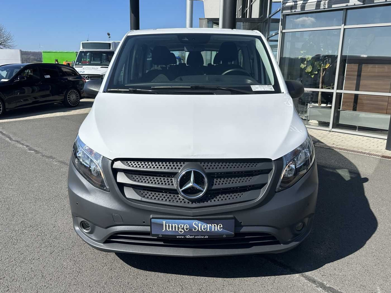 Mercedes-Benz Vito 114 CDI Tourer 8Sitze Klima Audio40 Kamera - 小型客车:图2 Mercedes-Benz Vito 114 CDI Tourer 8Sitze Klima Audio40 Kamera - 小型客车:图2