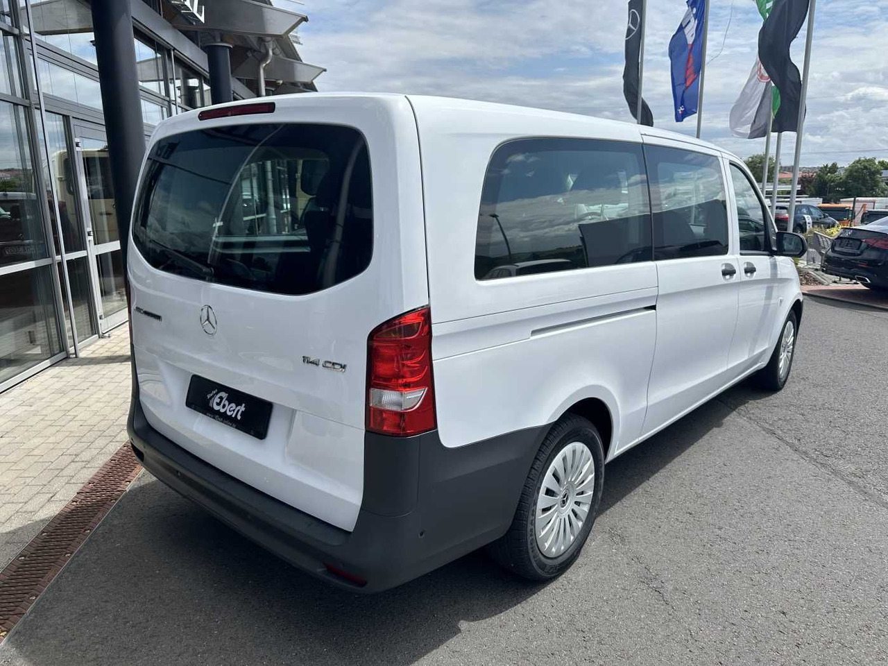 Mercedes-Benz Vito 114 CDI Tourer 9G Klima Audio40 Extralang - 小型客车:图4 Mercedes-Benz Vito 114 CDI Tourer 9G Klima Audio40 Extralang - 小型客车:图4