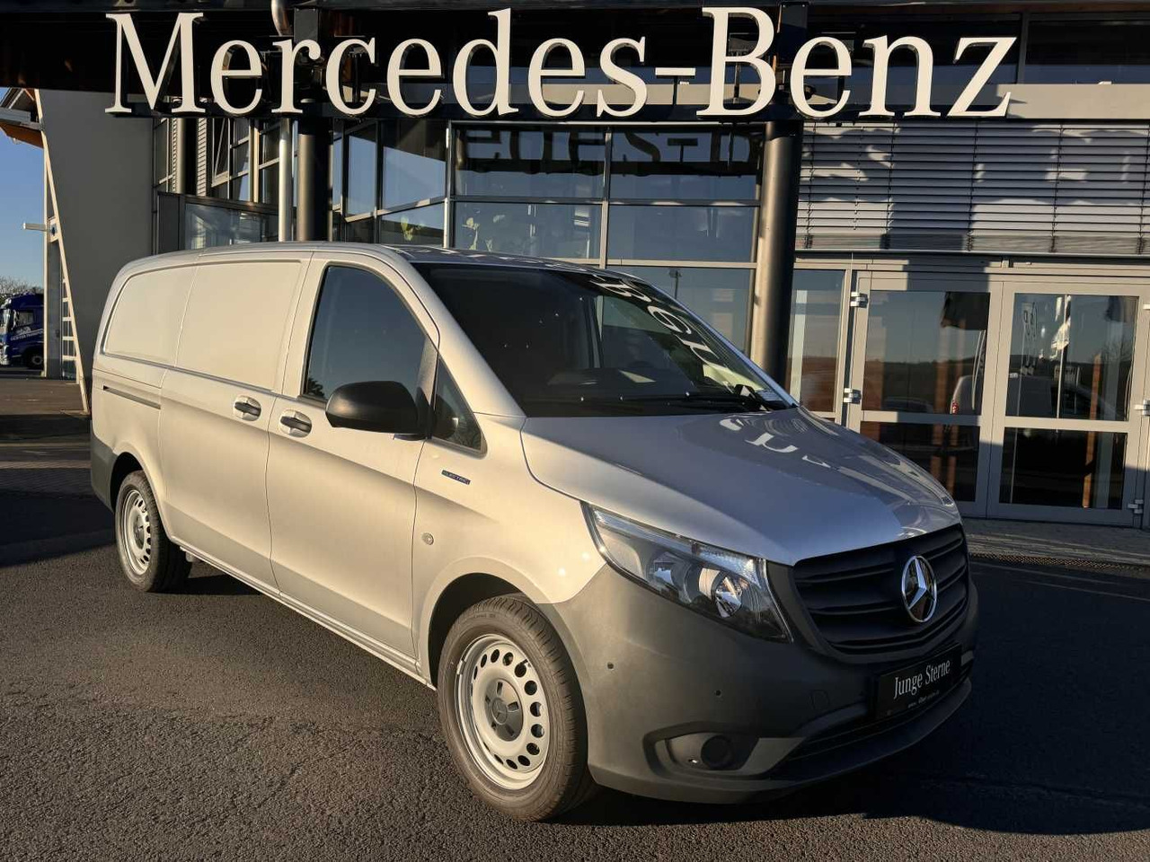 Mercedes-Benz eVito 112 Audio 30 Sitzheizung Kamera Tempomat - 紧凑型面包车, 电动小型货车:图1 Mercedes-Benz eVito 112 Audio 30 Sitzheizung Kamera Tempomat - 紧凑型面包车, 电动小型货车:图1