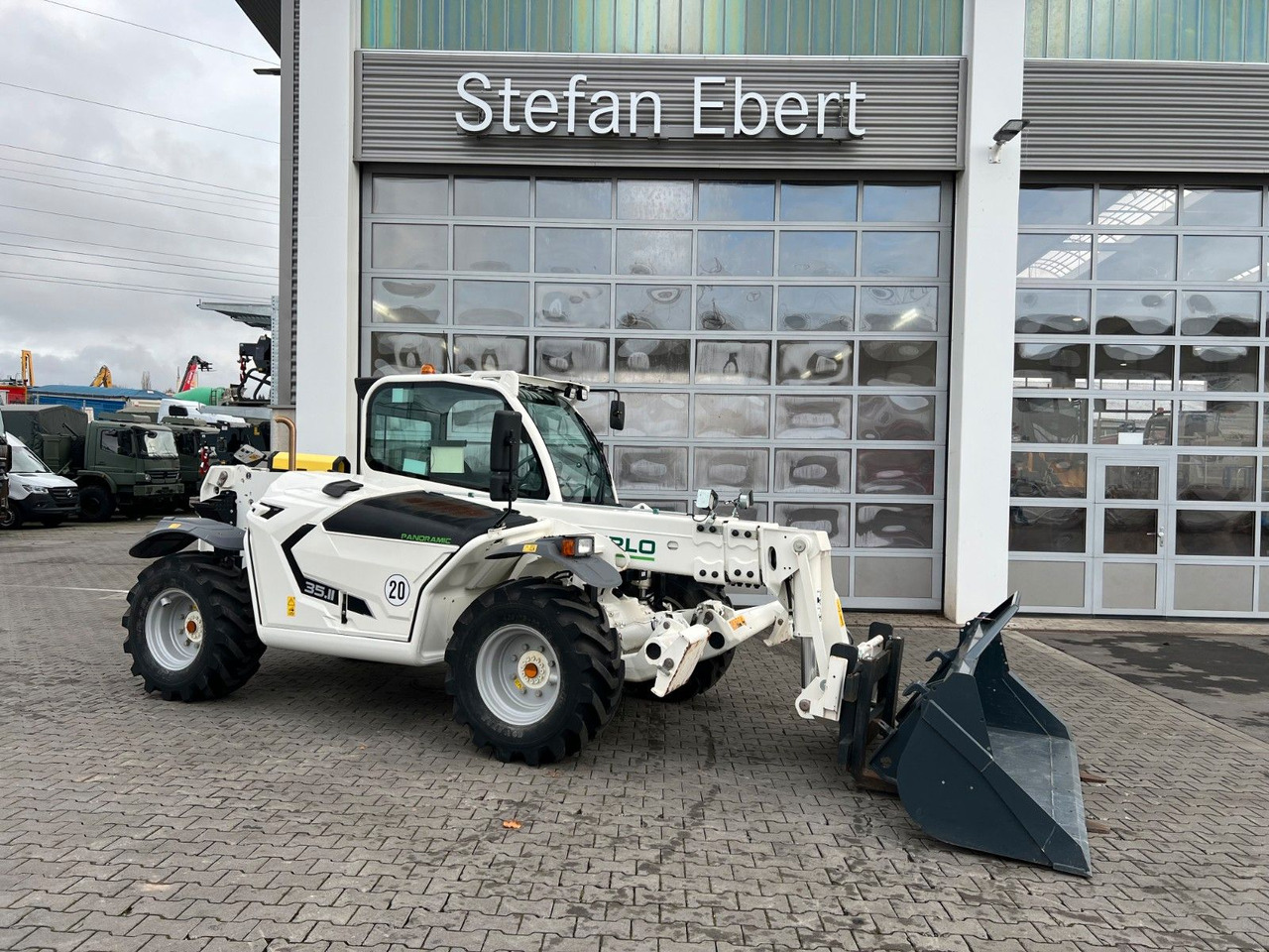 Merlo P35.11 / nur 148h! / Pratzenabstützung - 伸缩臂叉装车:图1 Merlo P35.11 / nur 148h! / Pratzenabstützung - 伸缩臂叉装车:图1